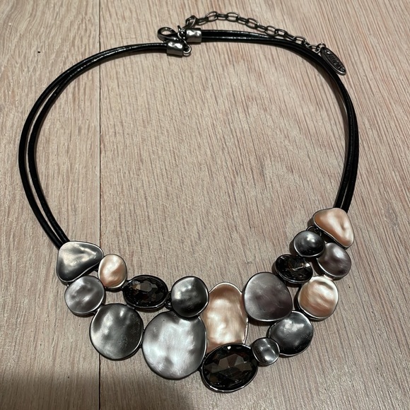 Neckless bundle $60 - Picture 3 of 9